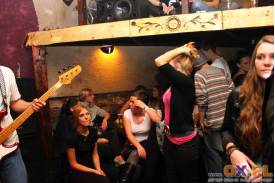 Koncert zespołu HADRONY w Targowej