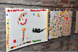 Wystawa prac dzieci Ośrodka dla dzieci z Ustronia
