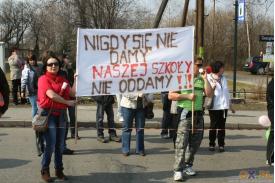 Goleszów: mieszkańcy wyszli na ulicę