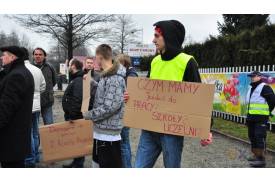 Protest w sprawie likwidacji połączeń w Ustroniu Nierodzimiu