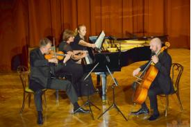 Dekada 2015 (2) w wykonaniu Polskiego Tria Fortepianowego