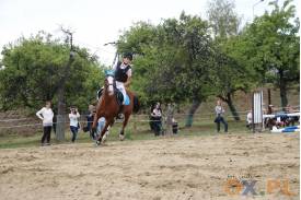 Zawody jeździeckie w ujeżdżeniu i skokach przez przeszkody