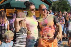 Festiwal kolorów w Górkach Wielkich