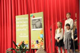 Spotkanie z poezją księdza Jana Twardowskiego