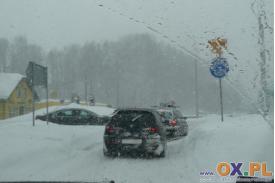 Atak zimy, ciężka sytuacja na drogach...