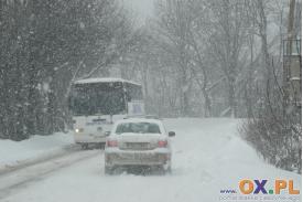 Atak zimy, ciężka sytuacja na drogach...