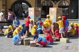 Przedszkolaki na rynku (1200 lat Cieszyna)