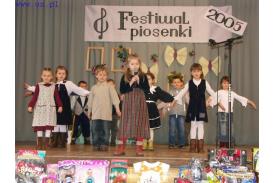 Gminny Festiwal Piosenki - występ najmłodszych
