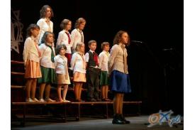Dzieci śpiewają kolędy - dzień drugi