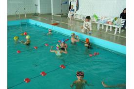 I Mistrzostwa Szkół Ustrońskich w pływaniu