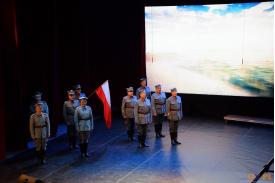 100l lat niepodległości  -  koncert w teatrze cieszyńskim