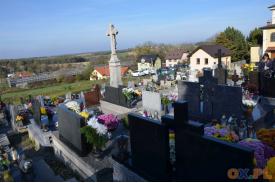 Cmentarz w Ogrodzonej w dniu Wszystkich Świętych