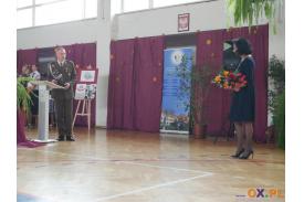 Uroczystość nadania  imienia 4 Pułku Strzelców Podhalańskich Szkole Podstawowej nr 2 