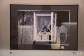 "Kobieta prawdziwa"  pod strumieńskim ratuszem - wernisaż wystawy fotografii