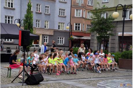 Dzień Dziecka  i Cieszyńska Noc Folklorystyczna 