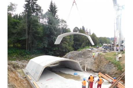 Dźwig stał się chwilową atrakcją turystyczną Fot: UG w Istebnej