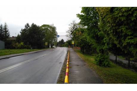 przejście dla pieszych przy szkole w Zebrzydowicach / fot. arc.ox.pl