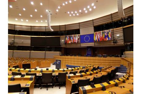 Sala plenarna Parlamentu Europejskiego w Brukseli / fot. KR/ox.pl