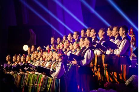 Zespół "Mazowsze" nagrał symboliczny utwór / fot. Mazowsze