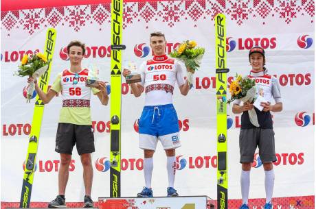 Niedzielny konkurs indywidualny sprzed roku zakończył się zwycięstwem Klemensa Murański. Drugi był Moritz Baer, a na najniższym stopniu podium stanął Paweł Wąsek, fot. Bartłomiej Kukucz