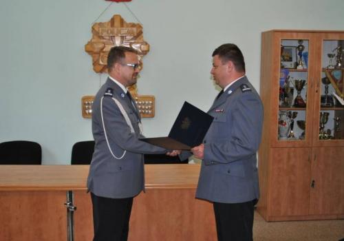 Wprowadzenie na stanowisko Komendanta Powiatowego Policji w Cieszynie mł. insp. Jacka Bąka (fot: arc.ox.pl)