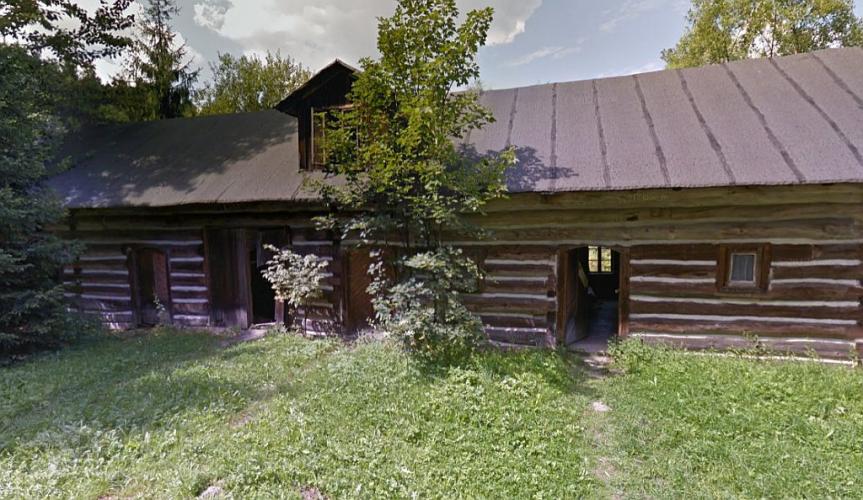 stodoła, która będzie stanowić część skansenu / źródło: Google Street View
